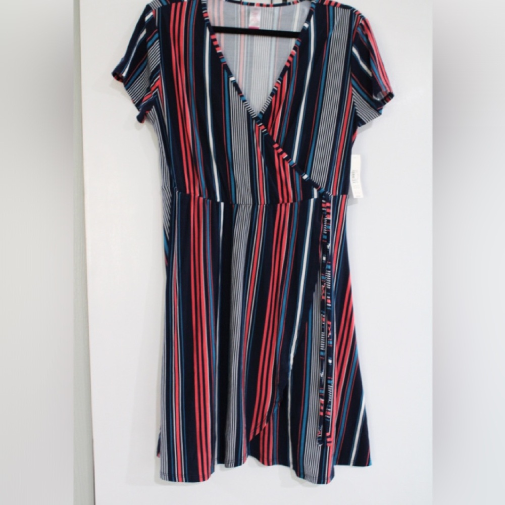 No Boundaries Dress Color: Pink/Blue/Dark Blue/Black/White Size XL